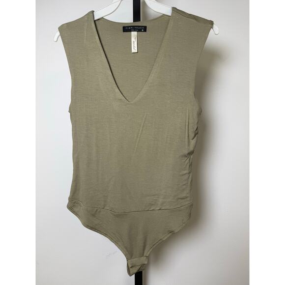 Sleeveless V-Neck Bodysuit- Final Touch (NWOT) - Picture 3 of 5